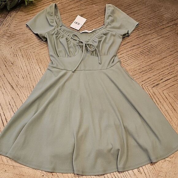 Sage Green Ribbed Mini Dress XS NWT LUSH - Picture 10 of 10